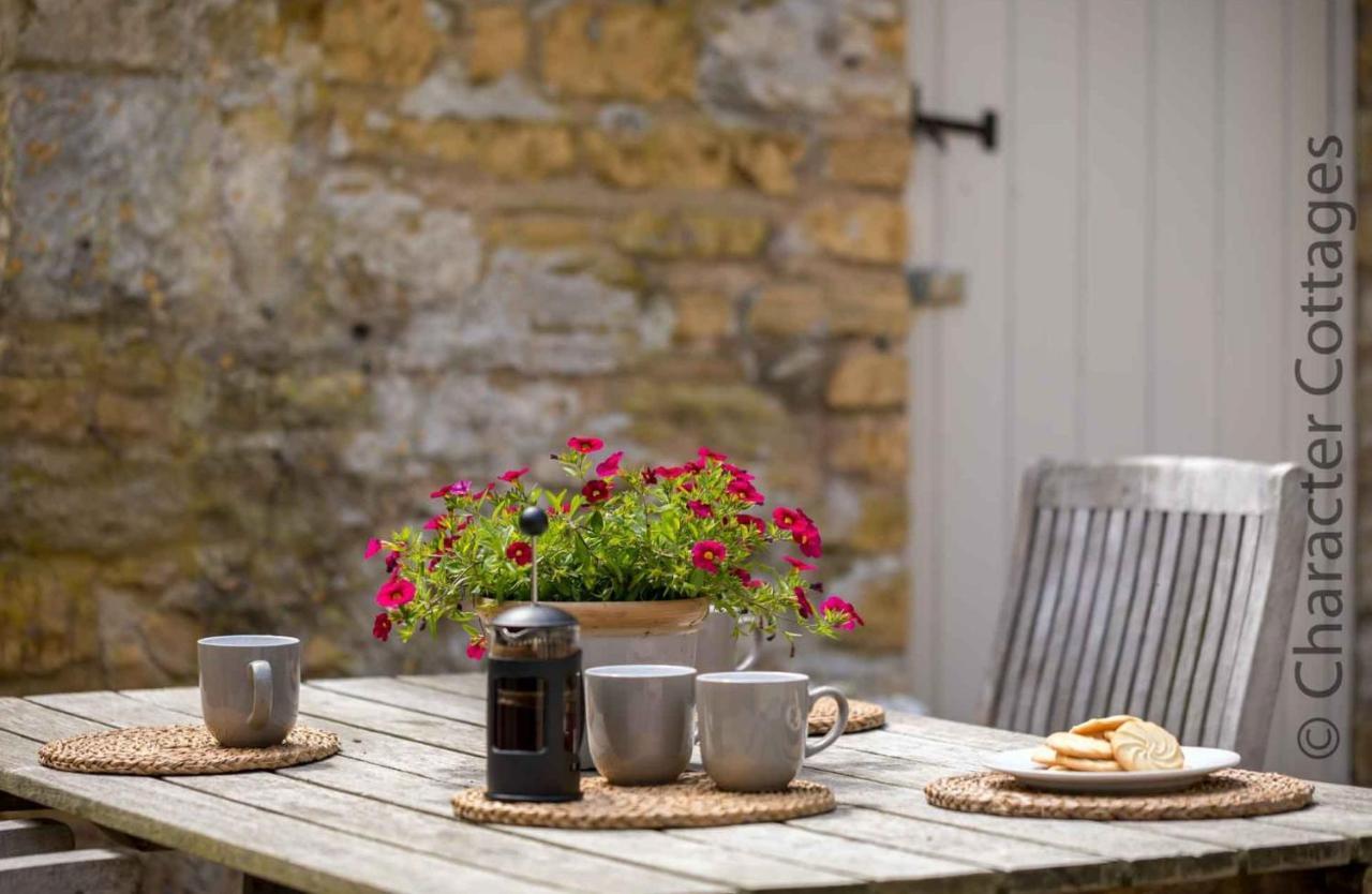 Weir Cottage Bourton-on-the-Water Exteriér fotografie