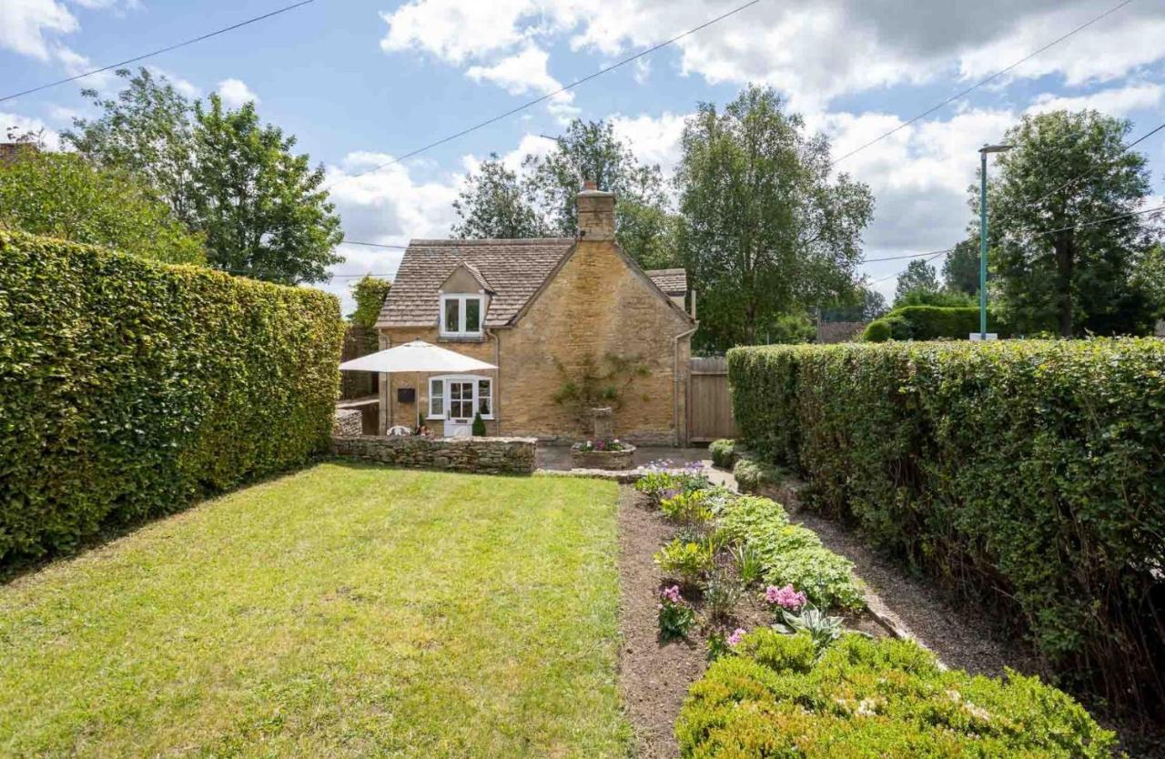 Weir Cottage Bourton-on-the-Water Exteriér fotografie